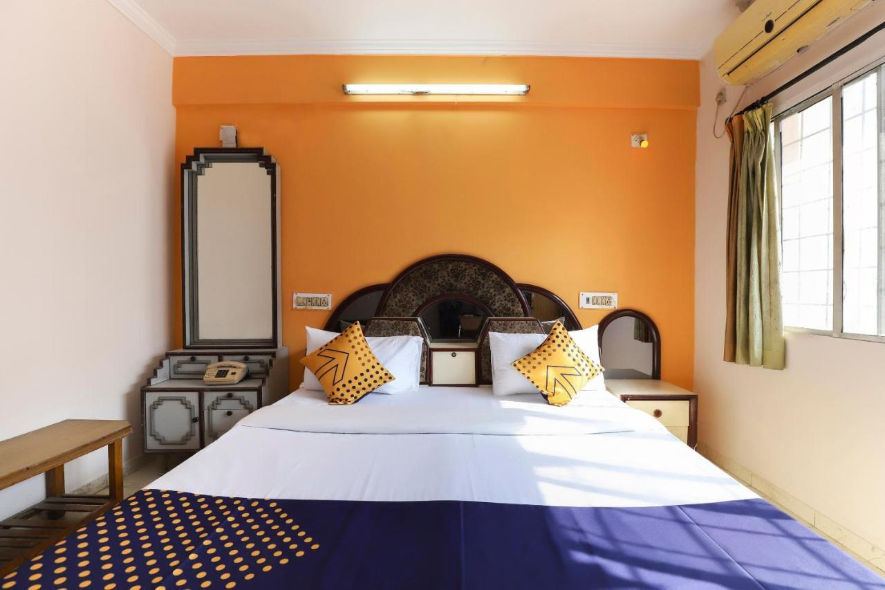 Spot On Hotel Shyam Inn Hālol Exterior foto