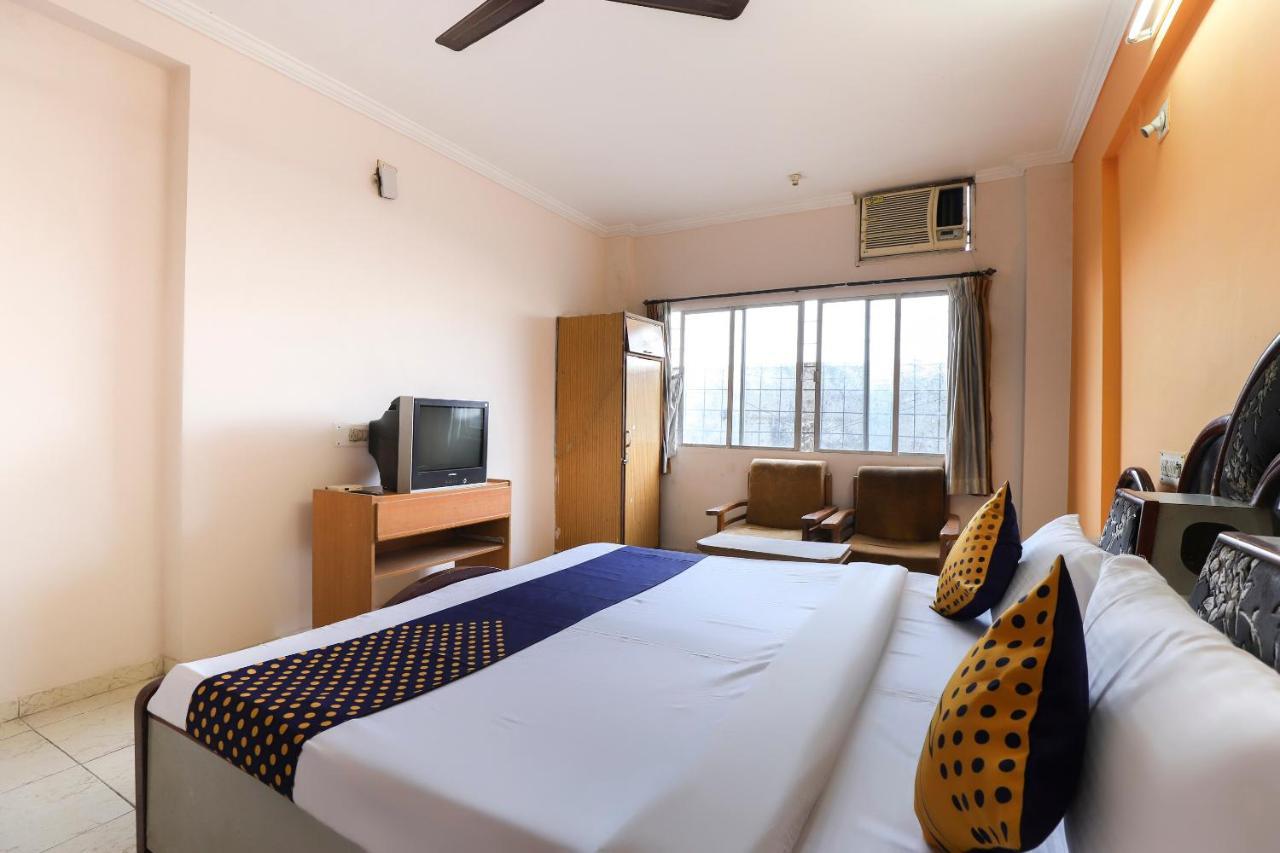 Spot On Hotel Shyam Inn Hālol Exterior foto